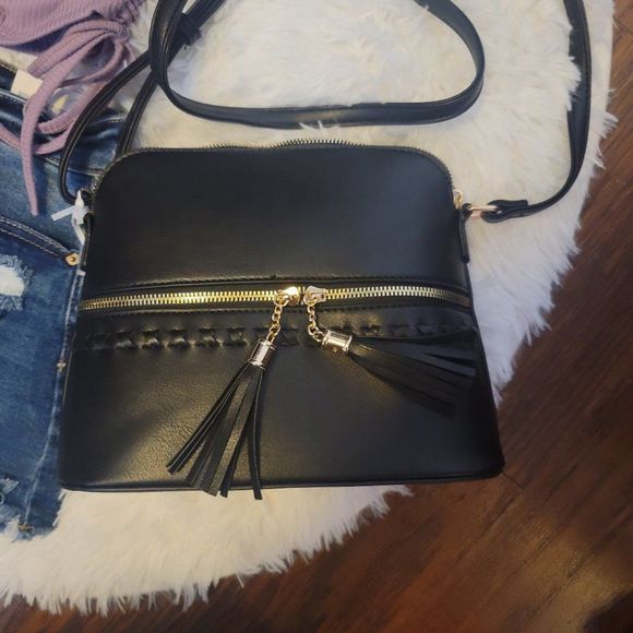 Handbags - Black Crossbody